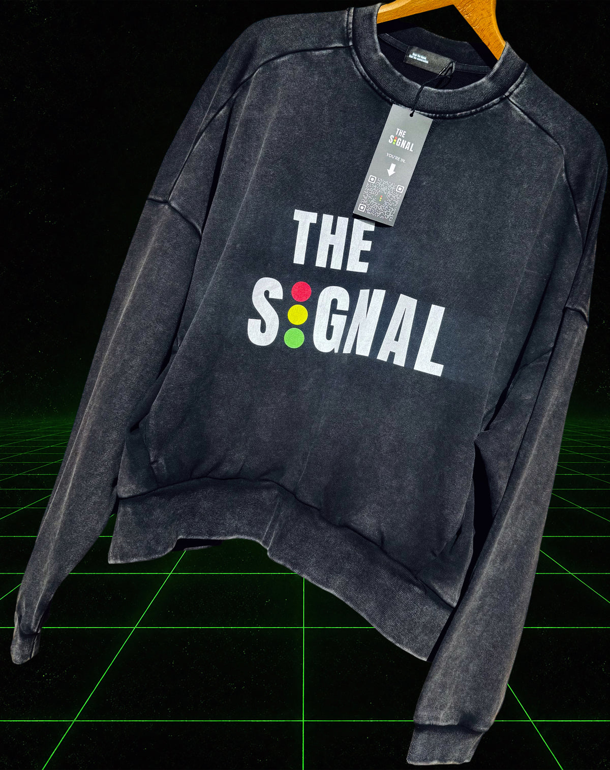 Premium. Unisex Mineral Wash Boxy Sweatshirt.