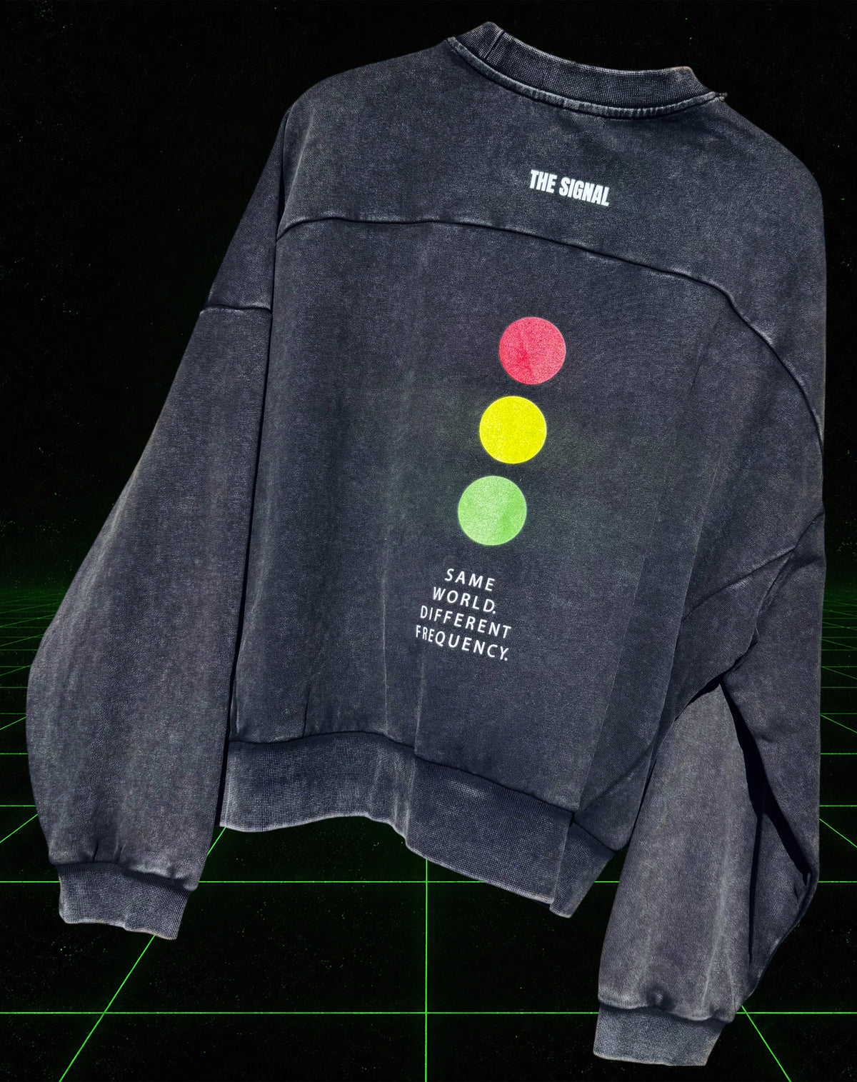 Premium. Unisex Mineral Wash Boxy Sweatshirt.